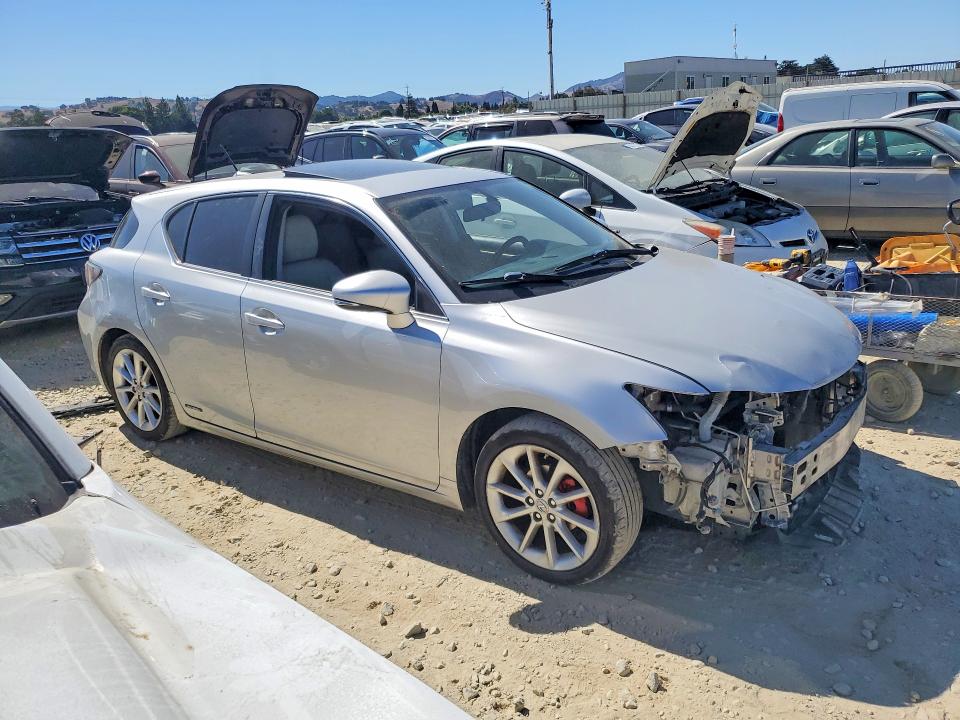 2013 Lexus Ct მანქანა იყიდება აუქციონზე, vin: JTHKD5BH6D2169204, აუქციონის ნომერი: 63567066