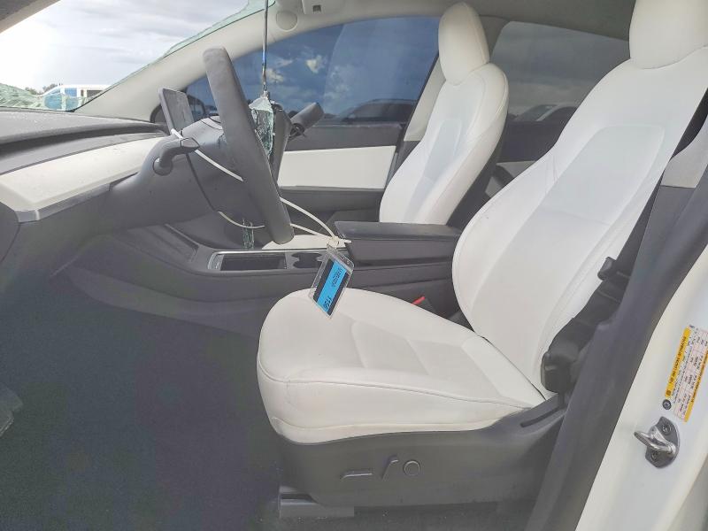 Auction sale of the 2021 Tesla Model Y, vin: 5YJYGAEE8MF284221, lot number: 63318256