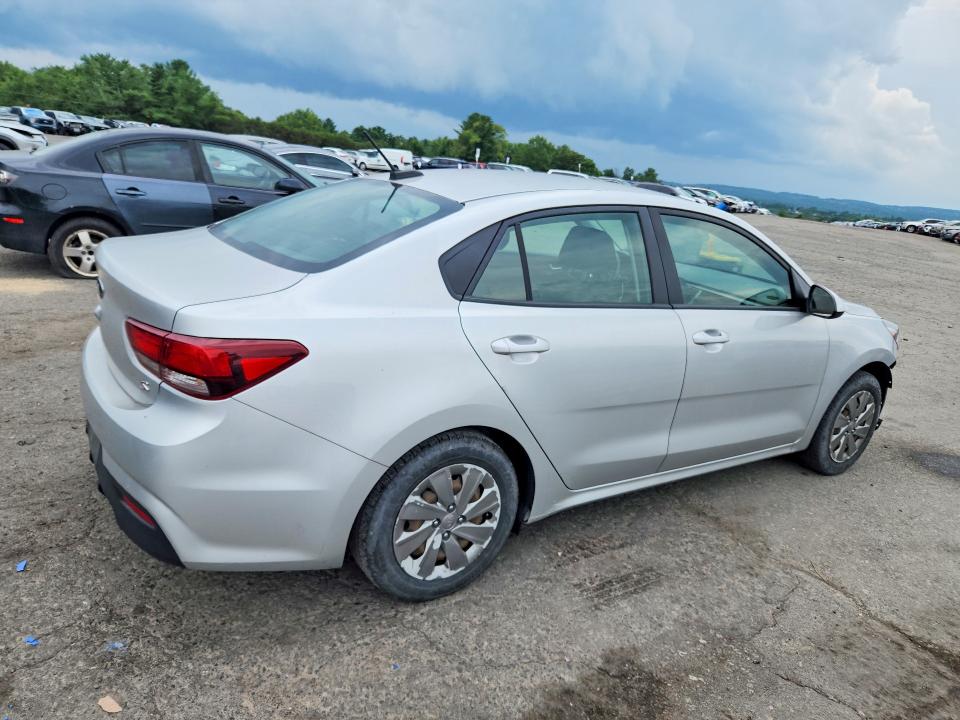 2019 Kia Rio მანქანა იყიდება აუქციონზე, vin: 3KPA24AB3KE158445, აუქციონის ნომერი: 62097426