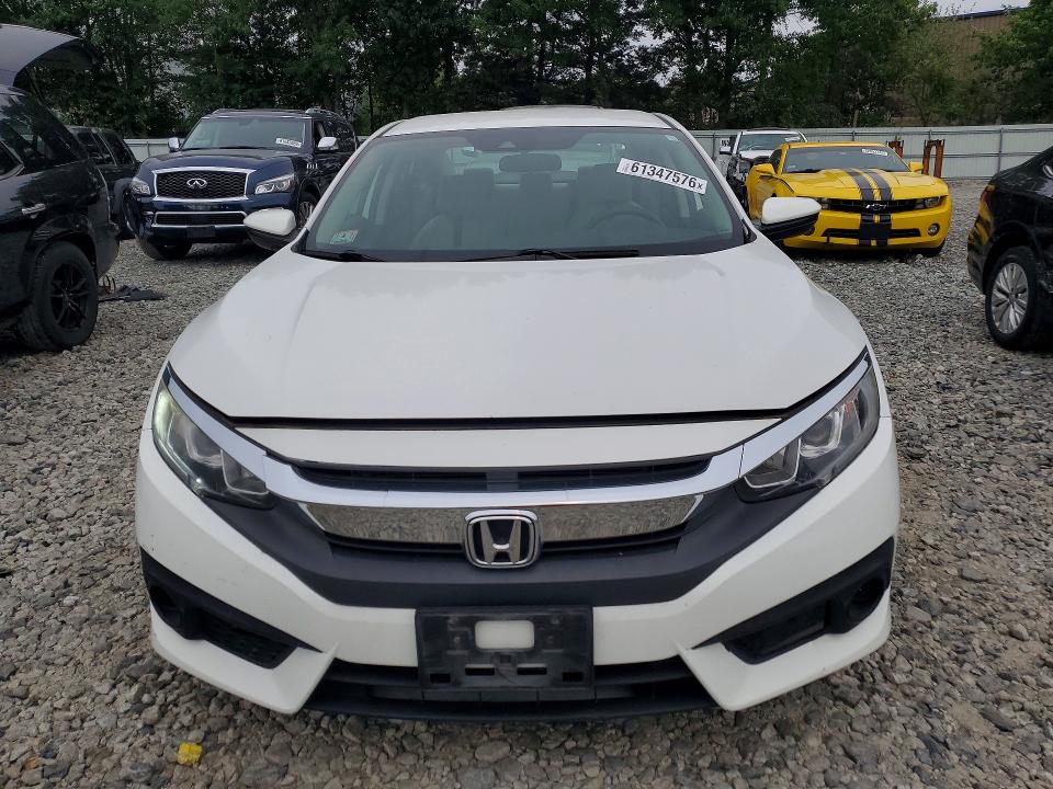 61347576 :رقم المزاد ، 2HGFC2F60HH527084 vin ، 2017 Honda Civic مزاد بيع