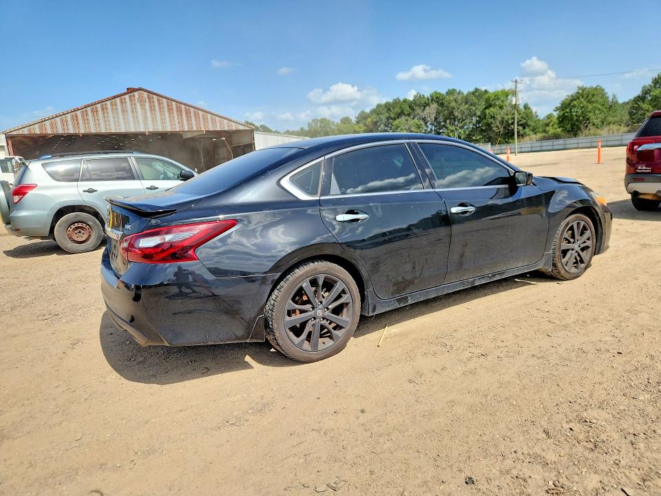 Продаж на аукціоні авто 2017 Nissan Altima, vin: 1N4AL3AP8HC248781, номер лоту: 61744866