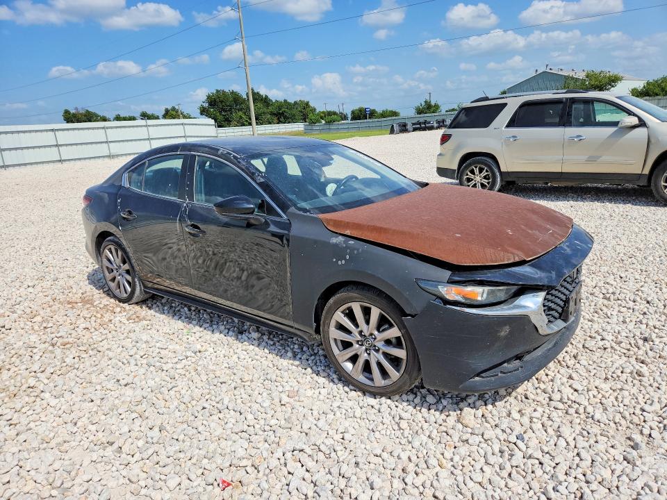 62624736 :رقم المزاد ، JM1BPACL5L1173690 vin ، 2020 Mazda 3 مزاد بيع