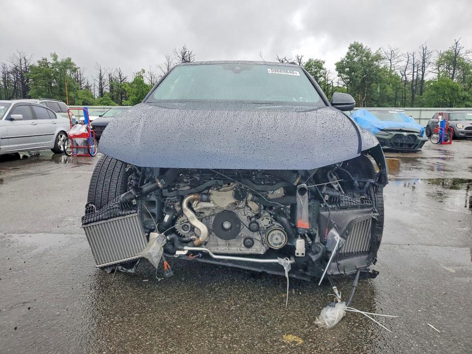 Продажа на аукционе авто 2025 Audi Sq8, vin: WA1CWBF10SD034050, номер лота: 59689846