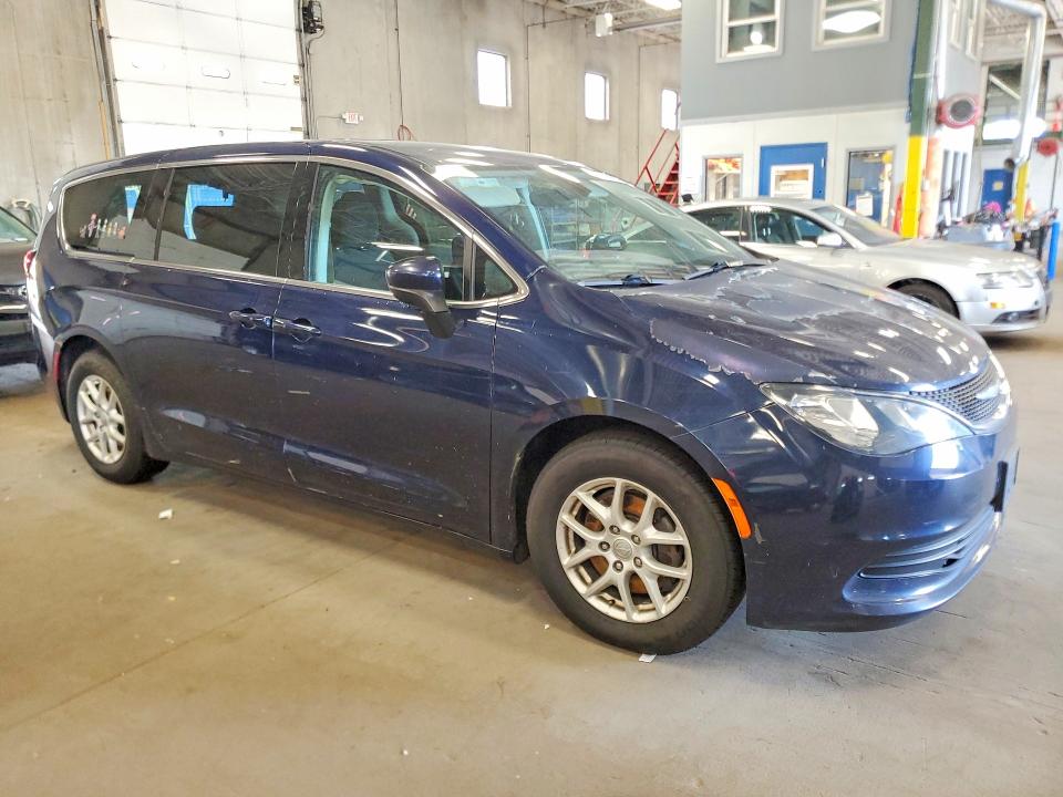 60389006 :رقم المزاد ، 2C4RC1DG8HR522212 vin ، 2017 Chrysler Pacifica مزاد بيع