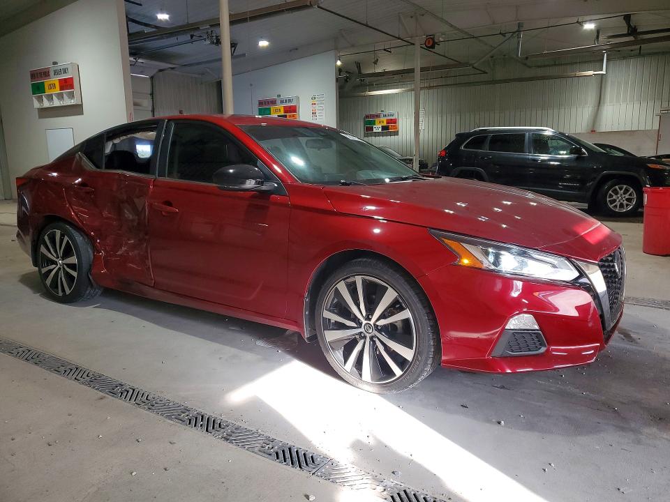 Продаж на аукціоні авто 2021 Nissan Altima, vin: 1N4BL4CW0MN370953, номер лоту: 62015066