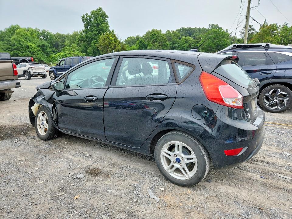 2018 Ford Fiesta მანქანა იყიდება აუქციონზე, vin: 3FADP4EJ6JM101182, აუქციონის ნომერი: 61844276