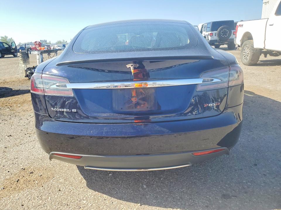Продажа на аукционе авто 2015 Tesla Model S, vin: 5YJSA1H21FFP69795, номер лота: 59398486