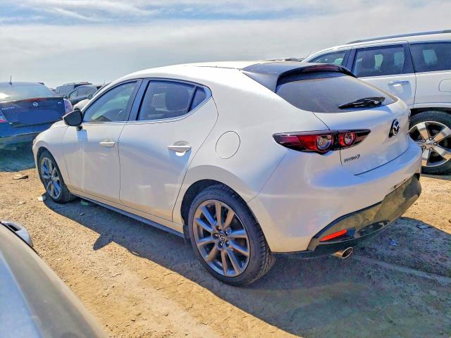 60752976 :رقم المزاد ، JM1BPAKL5M1400458 vin ، 2021 Mazda 3 مزاد بيع