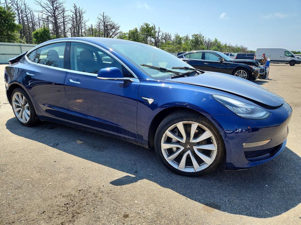 Продаж на аукціоні авто 2018 Tesla Model 3, vin: 5YJ3E1EBXJF116047, номер лоту: 59785446
