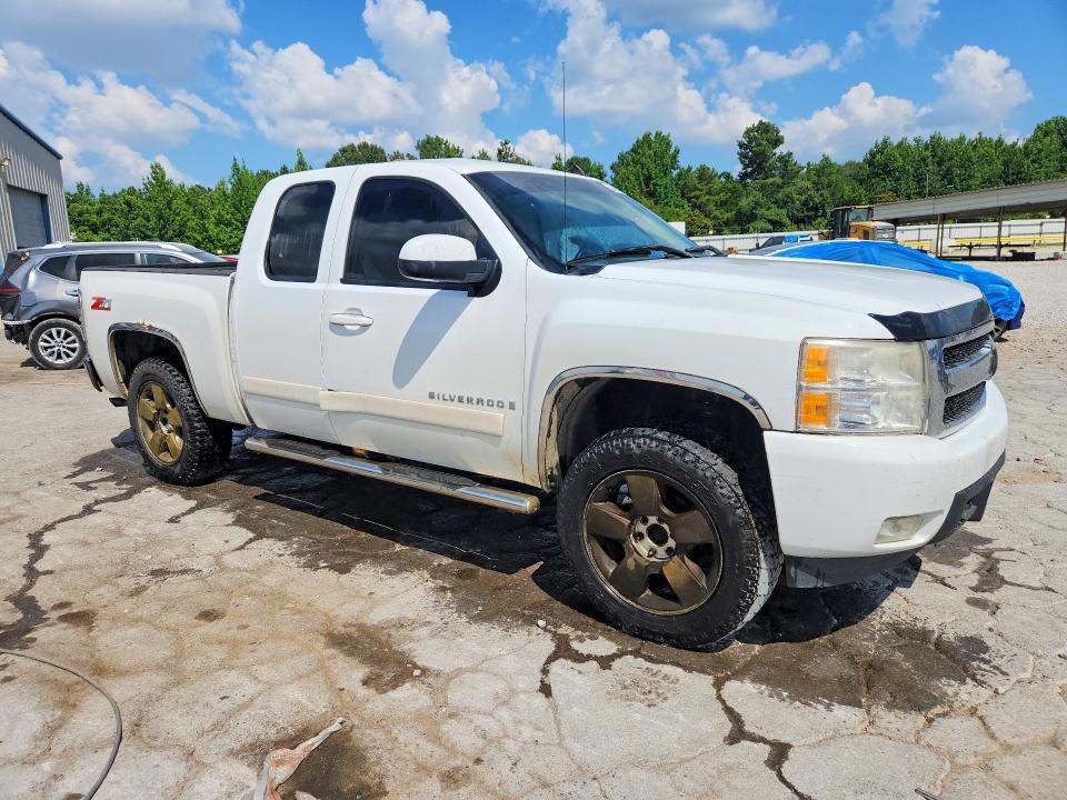 2007 Chevrolet Silverado მანქანა იყიდება აუქციონზე, vin: 1GCEC19J67Z570136, აუქციონის ნომერი: 85635175
