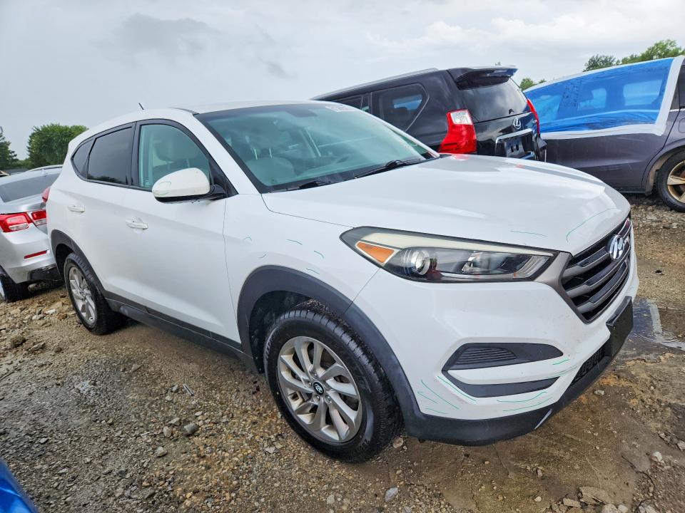 61386526 :رقم المزاد ، KM8J23A4XGU098311 vin ، 2016 Hyundai Tucson مزاد بيع
