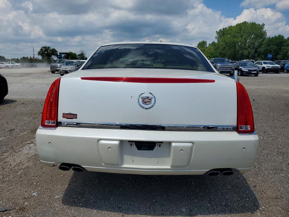 2011 Cadillac Dts მანქანა იყიდება აუქციონზე, vin: 1G6KH5E64BU103948, აუქციონის ნომერი: 85636575
