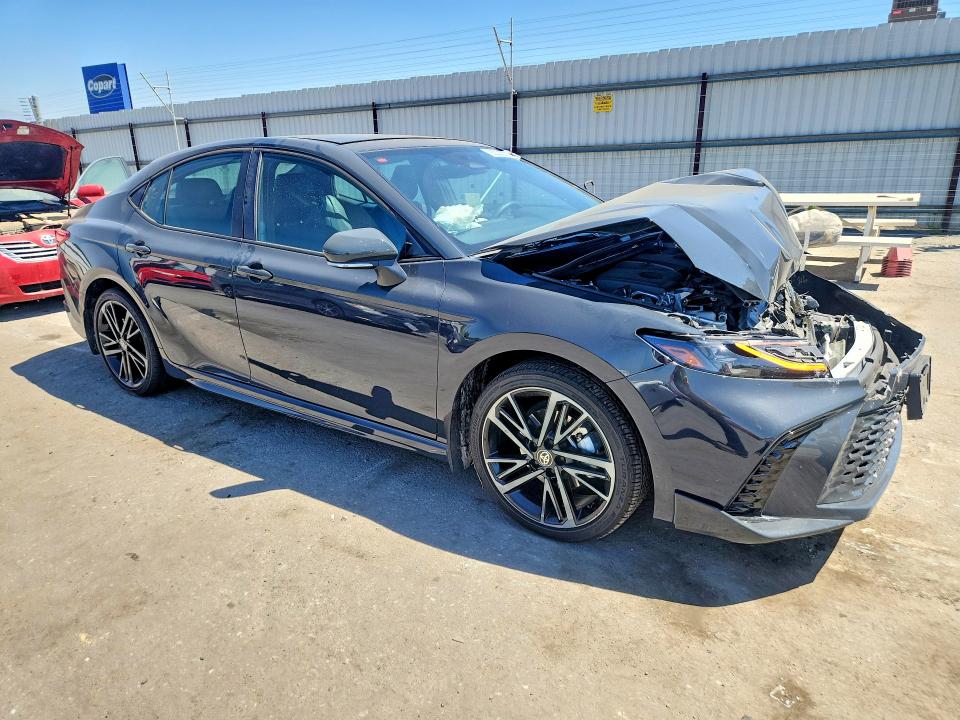 2026 Toyota Camry მანქანა იყიდება აუქციონზე, vin: 4T1DAACK2TU706736, აუქციონის ნომერი: 63022896