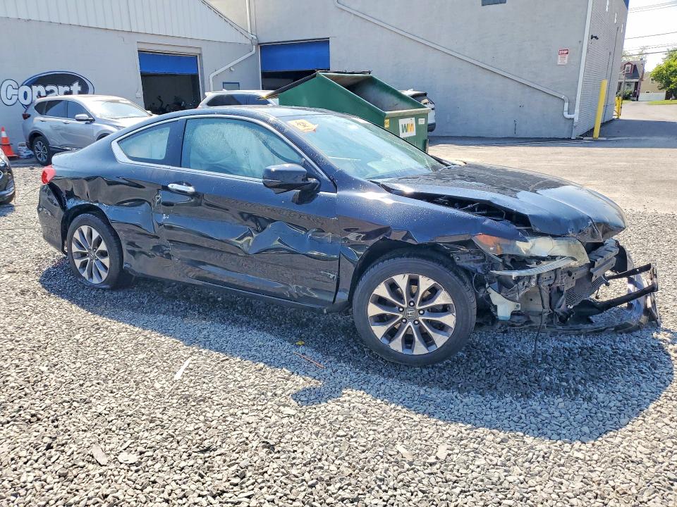 Продажа на аукционе авто 2015 Honda Accord, vin: 1HGCT1B73FA013687, номер лота: 60817456