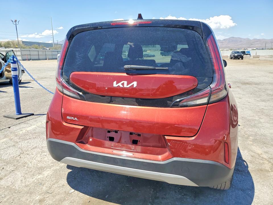 61178576 :رقم المزاد ، KNDJ23AU6P7848290 vin ، 2023 Kia Soul مزاد بيع