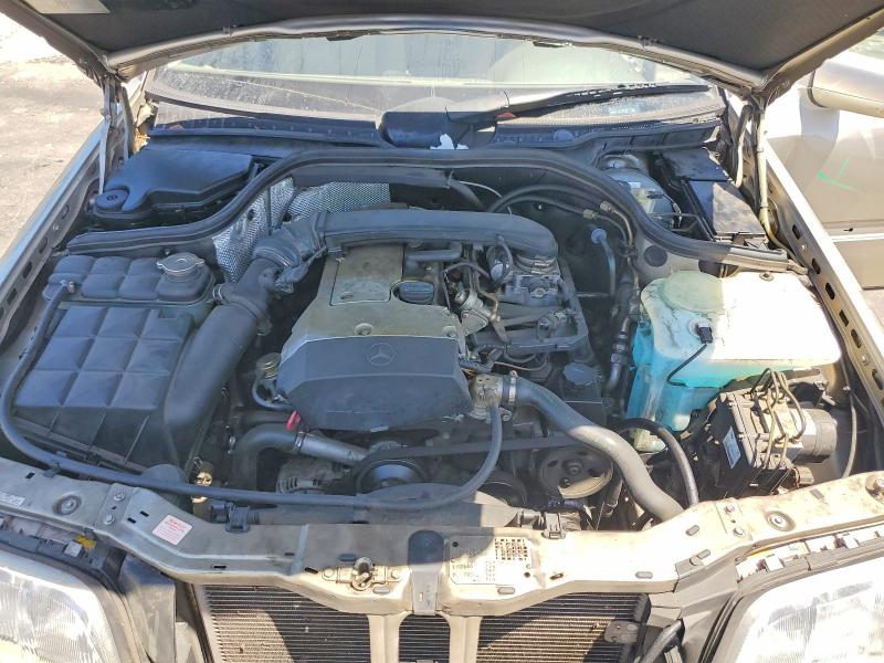 61532666 :رقم المزاد ، WDBHA23E4VF512284 vin ، 1997 Mercedes-benz C مزاد بيع