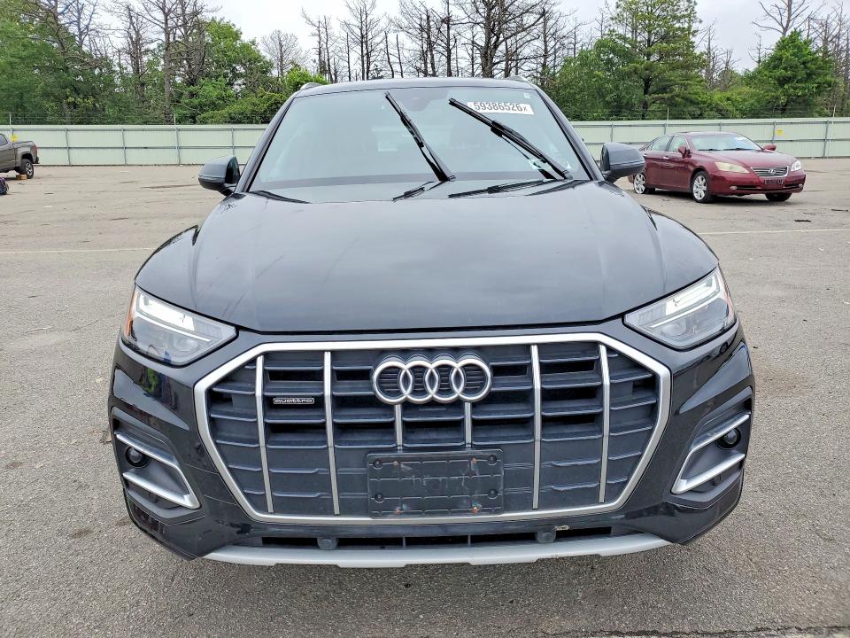 59386526 :رقم المزاد ، WA1AAAFY0M2110149 vin ، 2021 Audi Q5 مزاد بيع