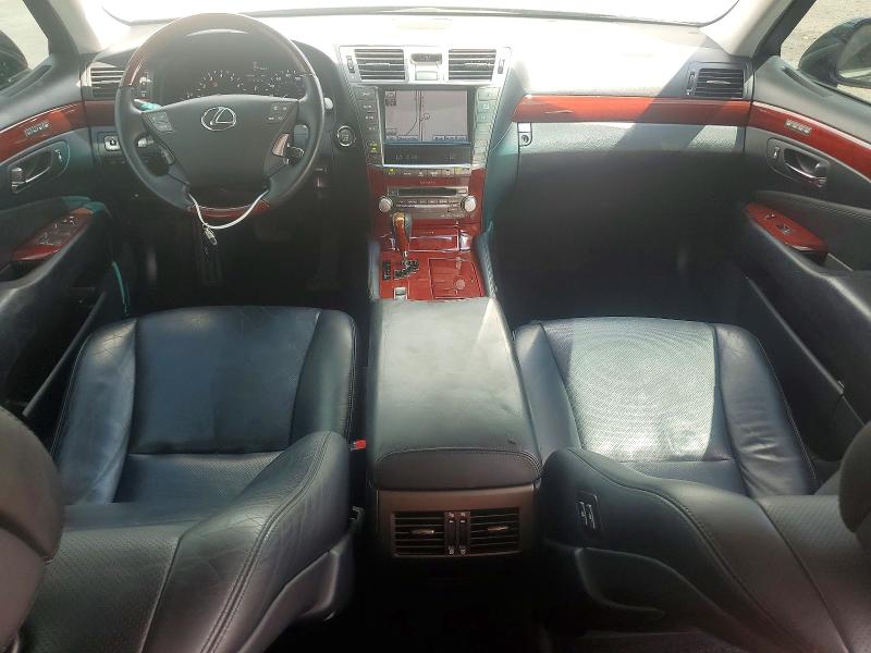 61227686 :رقم المزاد ، JTHCL5EF3B5009889 vin ، 2011 Lexus Ls مزاد بيع