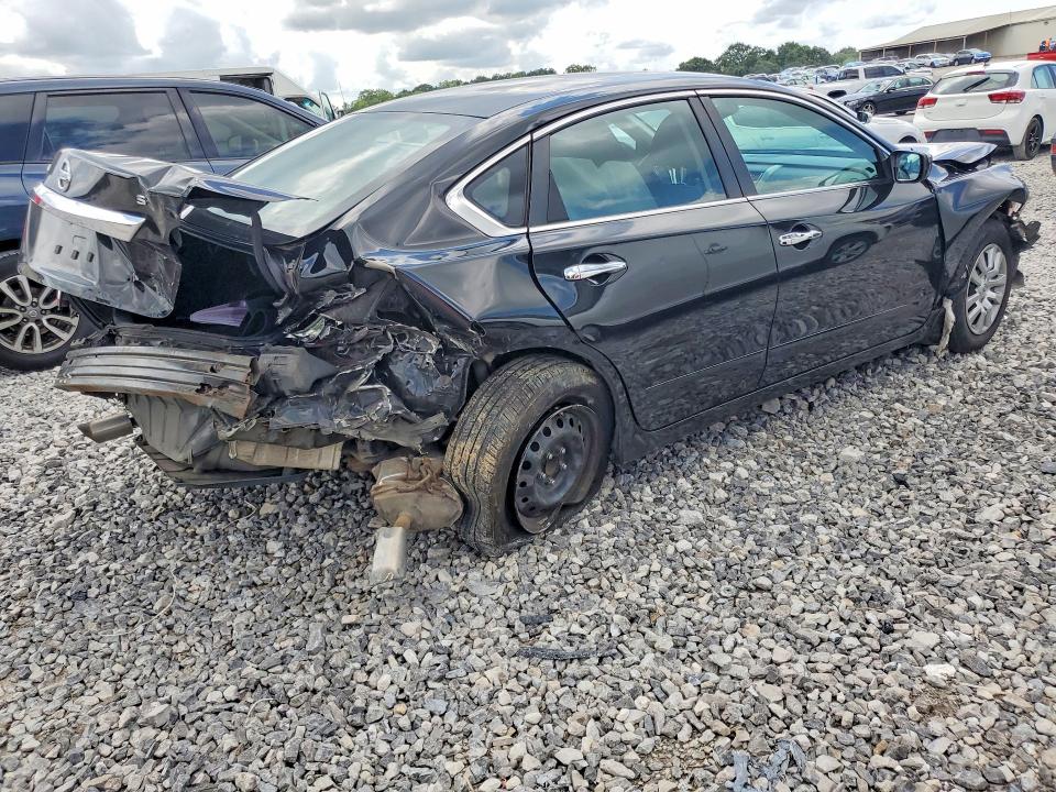 2015 Nissan Altima მანქანა იყიდება აუქციონზე, vin: 1N4AL3AP8FC225451, აუქციონის ნომერი: 62125376