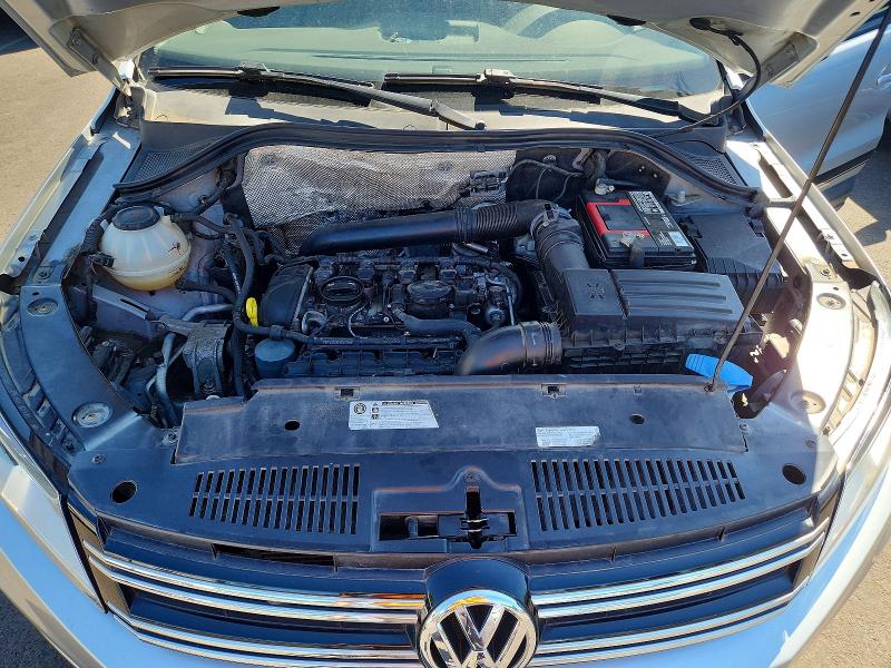 62689356 :رقم المزاد ، WVGBV7AX2HK051719 vin ، 2017 Volkswagen Tiguan مزاد بيع