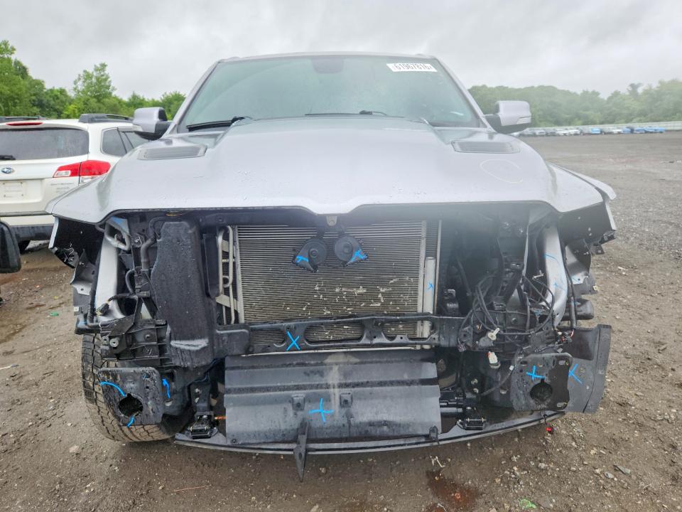 61967816 :رقم المزاد ، 1C6SRFJT3KN924715 vin ، 2019 Ram 1500 مزاد بيع