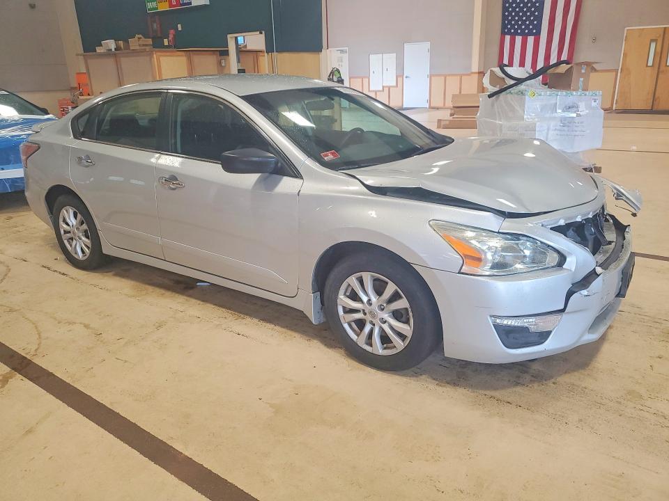 2014 Nissan Altima მანქანა იყიდება აუქციონზე, vin: 1N4AL3AP4EN232089, აუქციონის ნომერი: 59688696