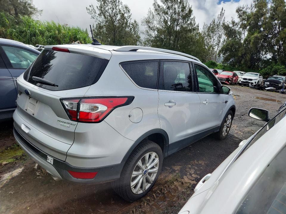 2018 Ford Escape მანქანა იყიდება აუქციონზე, vin: 1FMCU0J92JUA42707, აუქციონის ნომერი: 59723026
