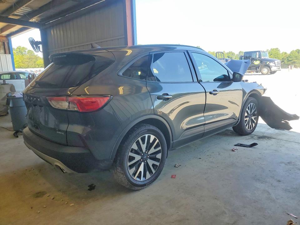Продажа на аукционе авто 2020 Ford Escape, vin: 1FMCU9BZ6LUC13822, номер лота: 60467356