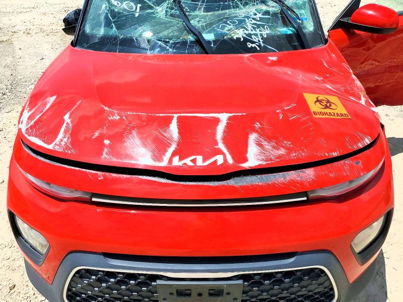 58151776 :رقم المزاد ، KNDJ23AU6N7176258 vin ، 2022 Kia Soul مزاد بيع