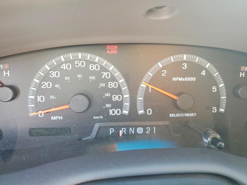 59852196 :رقم المزاد ، 1FTRX17L11NA81538 vin ، 2001 Ford F150 مزاد بيع