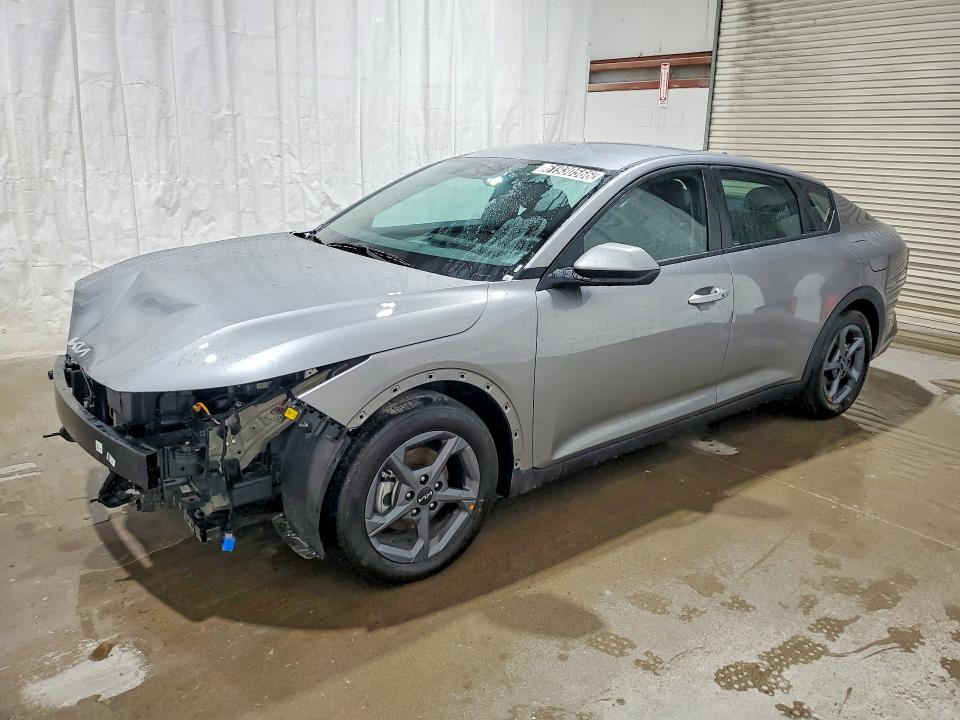 Продажа на аукционе авто 2026 Kia K4, vin: 3KPFT4DE7TE326727, номер лота: 61930566