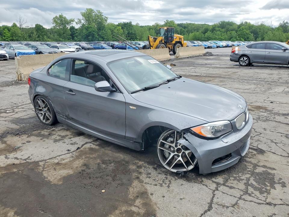 2013 Bmw 135 მანქანა იყიდება აუქციონზე, vin: WBAUC9C59DVY60165, აუქციონის ნომერი: 61418646