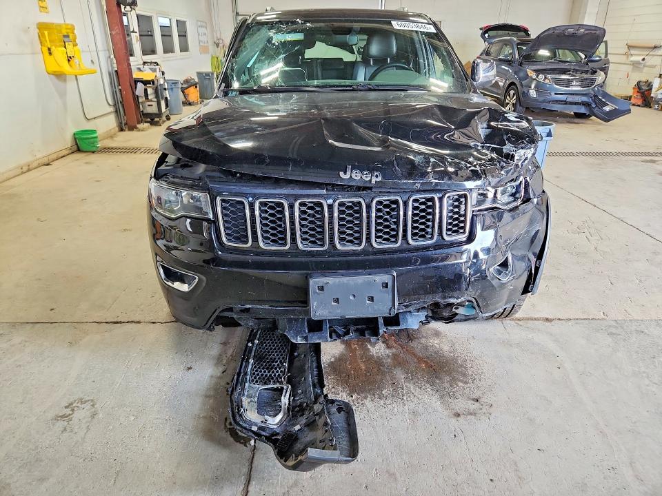 60053846 :رقم المزاد ، 1C4RJFBG4JC511258 vin ، 2018 Jeep Grand Cherokee مزاد بيع