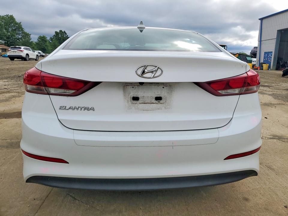 63219206 :رقم المزاد ، 5NPD84LF6HH022665 vin ، 2017 Hyundai Elantra مزاد بيع
