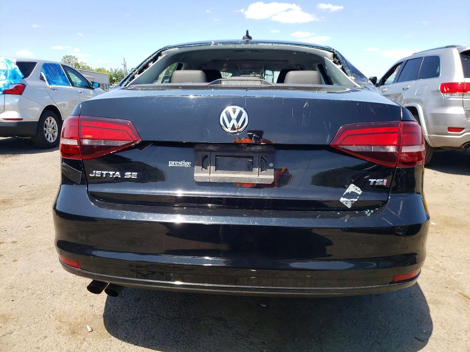 60989906 :رقم المزاد ، 3VWDB7AJ6HM373707 vin ، 2017 Volkswagen Jetta مزاد بيع