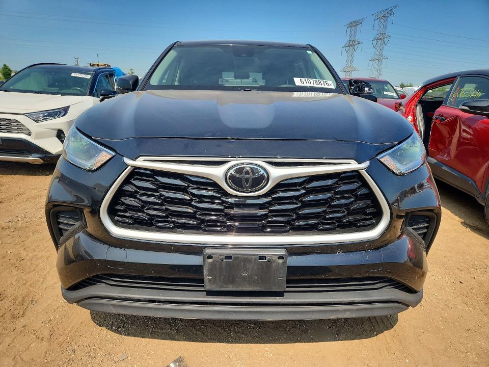 2021 Toyota Highlander მანქანა იყიდება აუქციონზე, vin: 5TDCZRBH1MS077893, აუქციონის ნომერი: 61078876