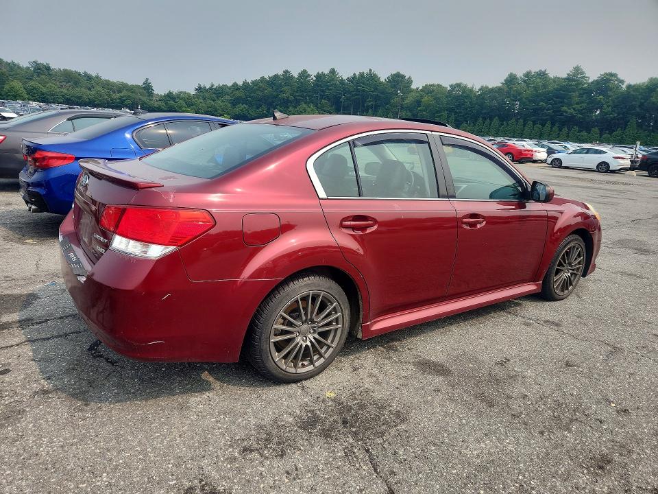 61382816 :رقم المزاد ، 4S3BMBL67B3218950 vin ، 2011 Subaru Legacy مزاد بيع