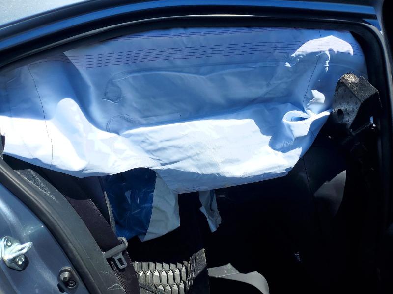 61167726 :رقم المزاد ، JTDEBRBE6LJ006302 vin ، 2020 Toyota Corolla مزاد بيع