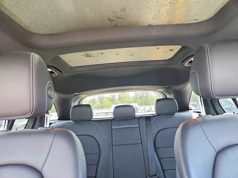 60872186 :رقم المزاد ، W1N0G8EB7MV306165 vin ، 2021 Mercedes-benz Glc مزاد بيع