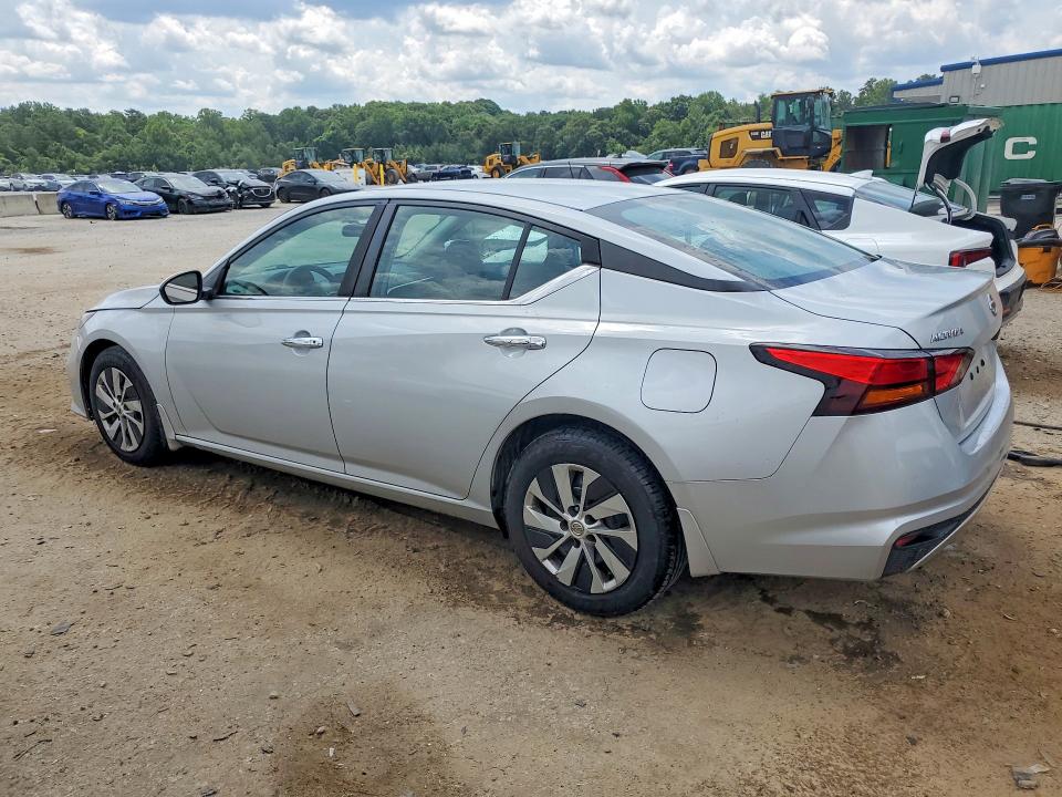 60117046 :رقم المزاد ، 1N4BL4BV5NN319961 vin ، 2022 Nissan Altima مزاد بيع