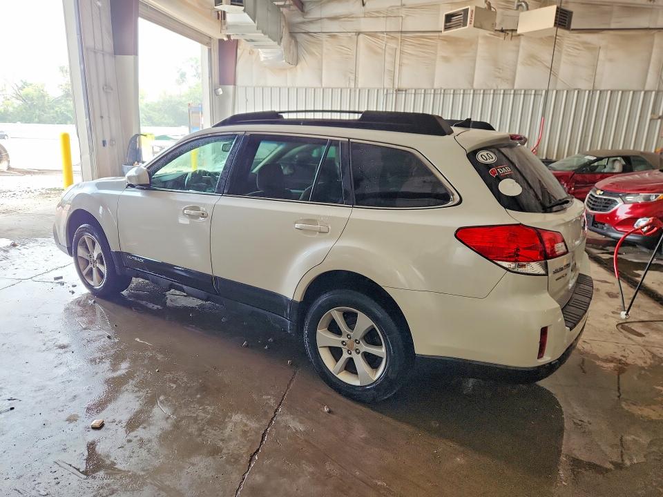 61056186 :رقم المزاد ، 4S4BRCDC1E3295003 vin ، 2014 Subaru Outback مزاد بيع