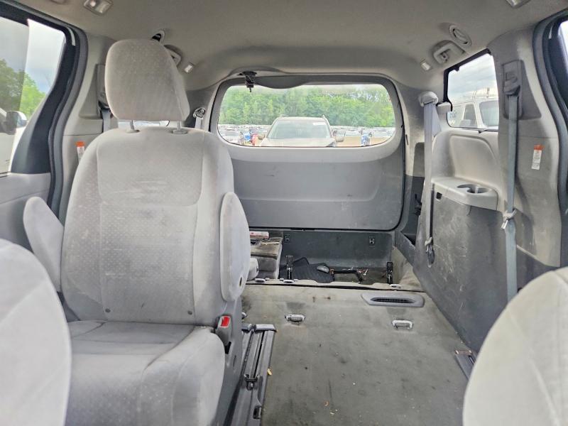 62761926 :رقم المزاد ، 5TDKK3DC4FS539039 vin ، 2015 Toyota Sienna مزاد بيع