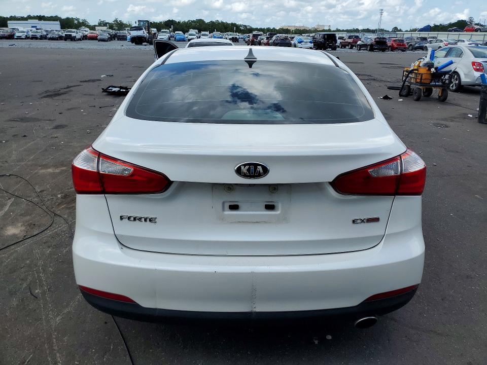 85963785 :رقم المزاد ، KNAFZ4A8XG5553406 vin ، 2016 Kia Forte مزاد بيع