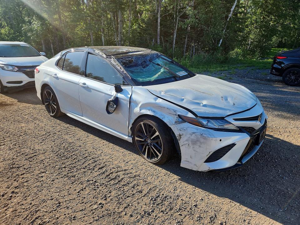 Auction sale of the 2018 Toyota Camry, vin: 4T1B61HK4JU126581, lot number: 59321266