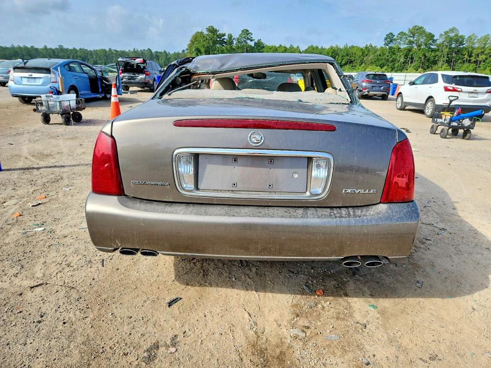 61166756 :رقم المزاد ، 1G6KD54YX3U211748 vin ، 2003 Cadillac Deville مزاد بيع