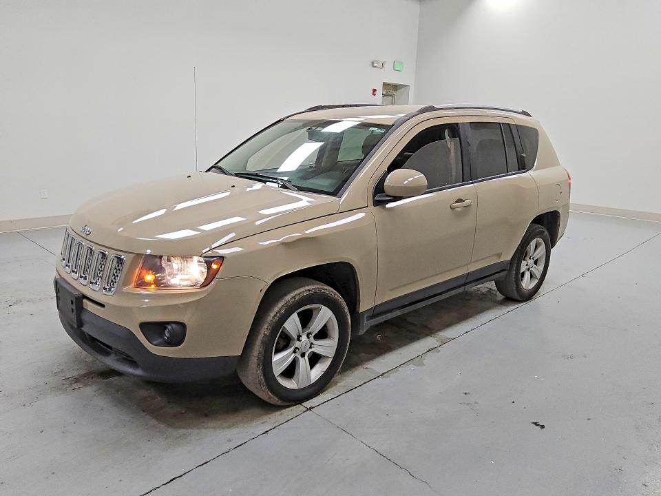2016 Jeep Compass მანქანა იყიდება აუქციონზე, vin: 1C4NJDEB2GD753326, აუქციონის ნომერი: 59967926