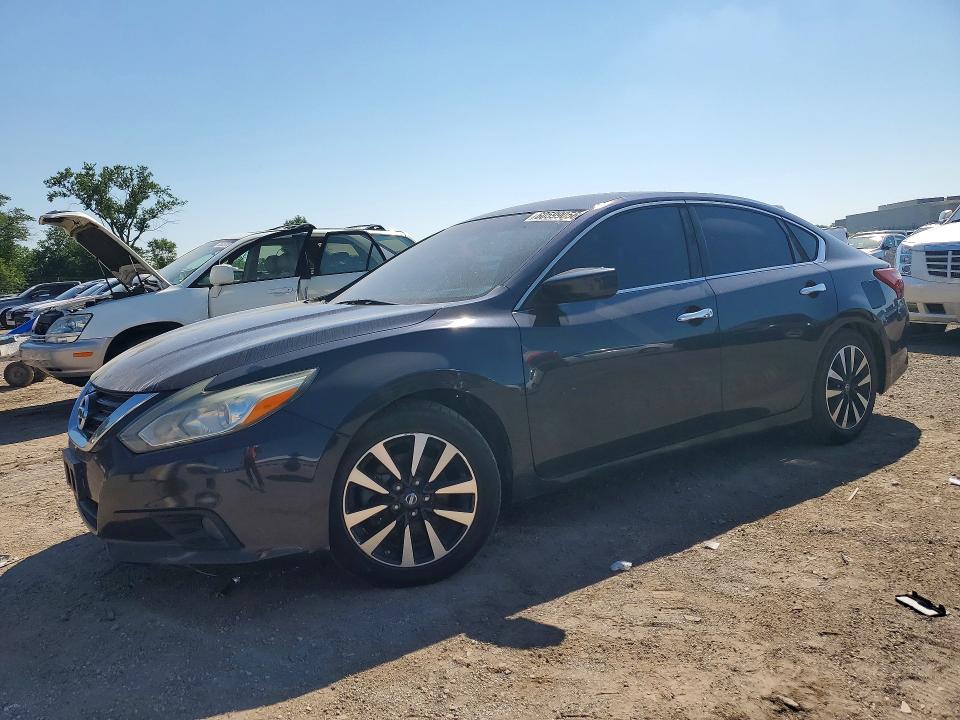 Продаж на аукціоні авто 2018 Nissan Altima, vin: 1N4AL3AP7JC124443, номер лоту: 60599056