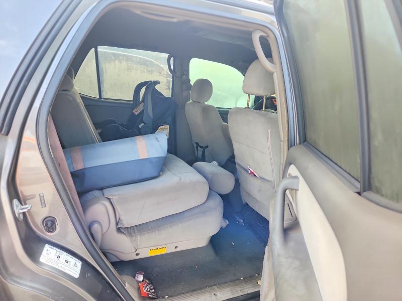 2005 Toyota Sequoia მანქანა იყიდება აუქციონზე, vin: 5TDBT44A85S236846, აუქციონის ნომერი: 61607866