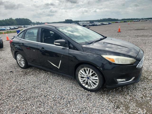 62109966 :رقم المزاد ، 1FADP3J25FL238230 vin ، 2015 Ford Focus مزاد بيع