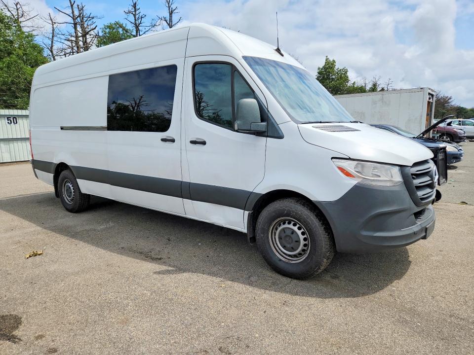 63360046 :رقم المزاد ، W1Y4DCHY6NT084831 vin ، 2022 Mercedes-benz Sprinter مزاد بيع